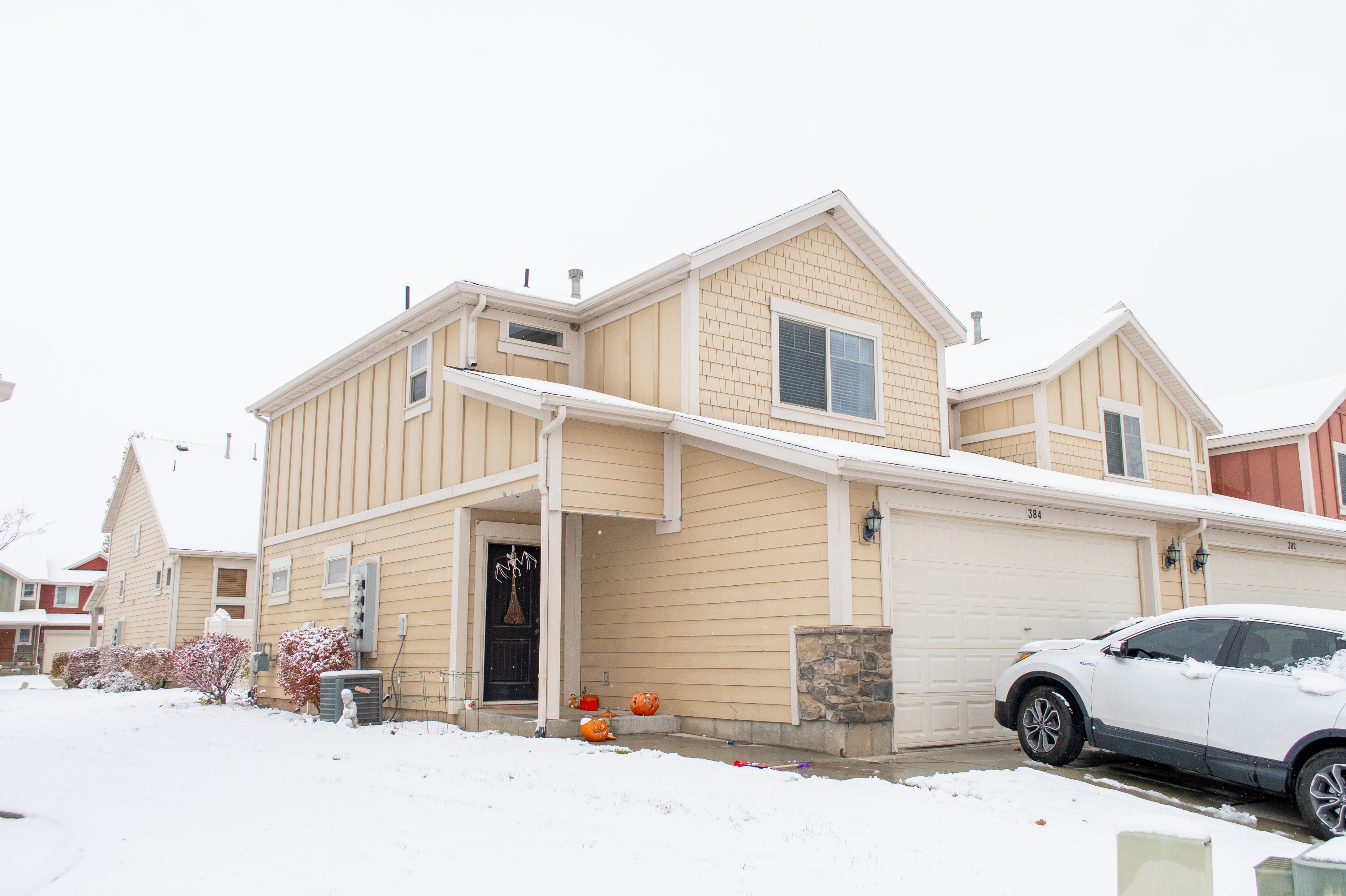 384 1320 East - 1