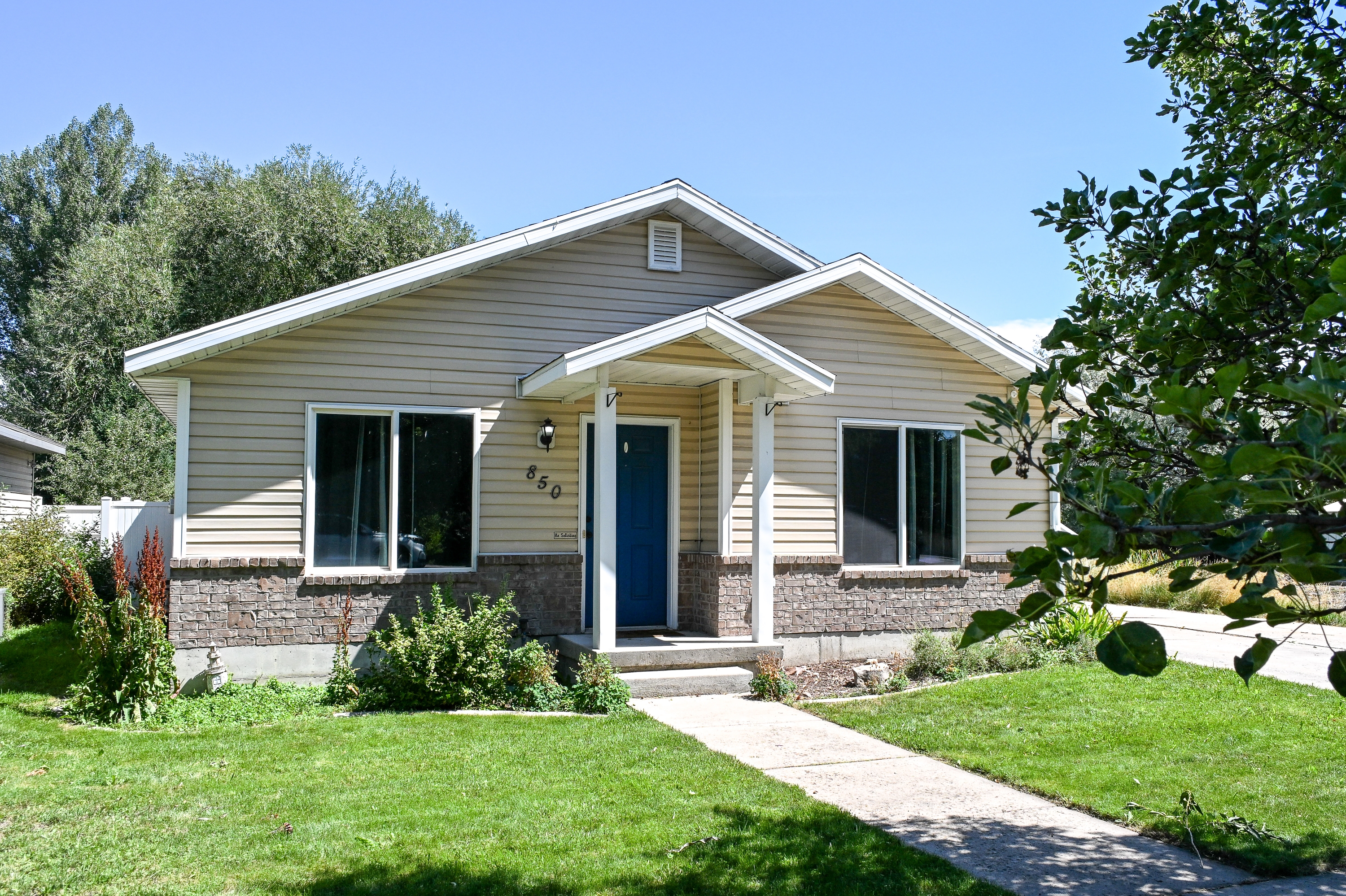 850 South 670 West